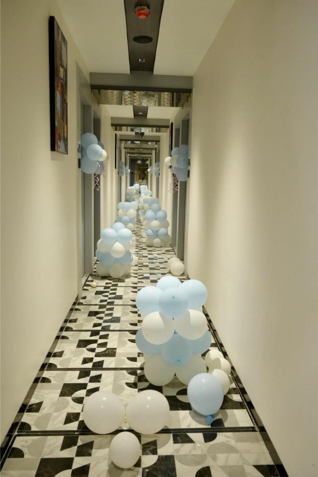 Hotel Dream อาเมดาบัด ภายนอก รูปภาพ